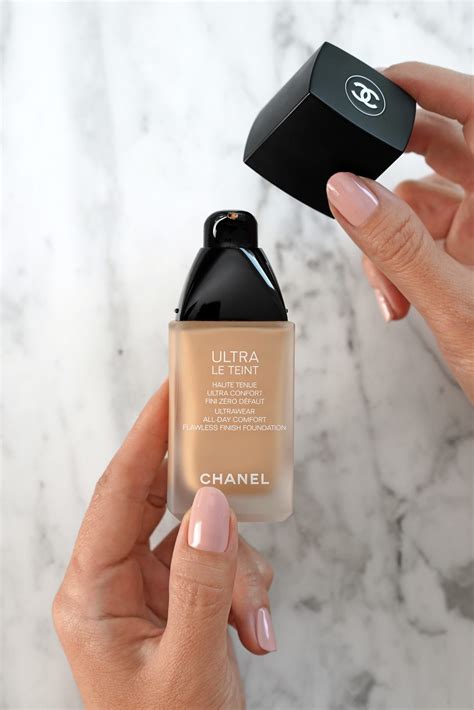 is chanel ultra le teint water based|chanel ultra le teint powder.